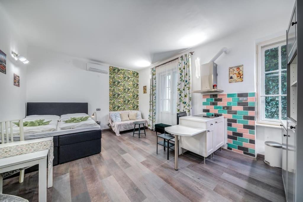 Appartamento Danube Bank Hideaway Budapest Esterno foto