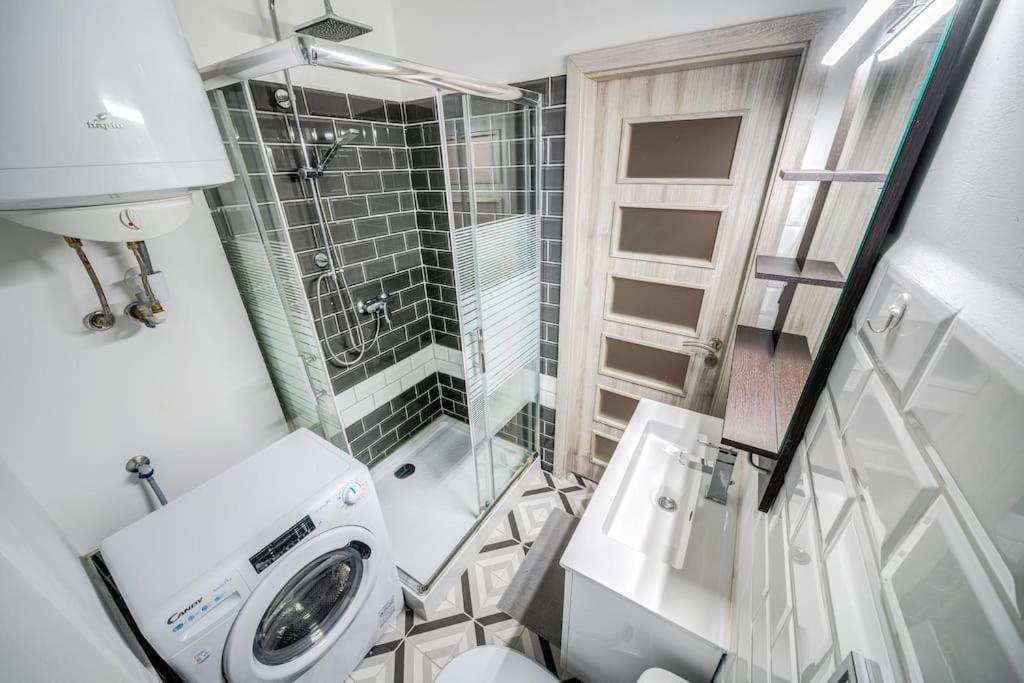 Appartamento Danube Bank Hideaway Budapest Esterno foto